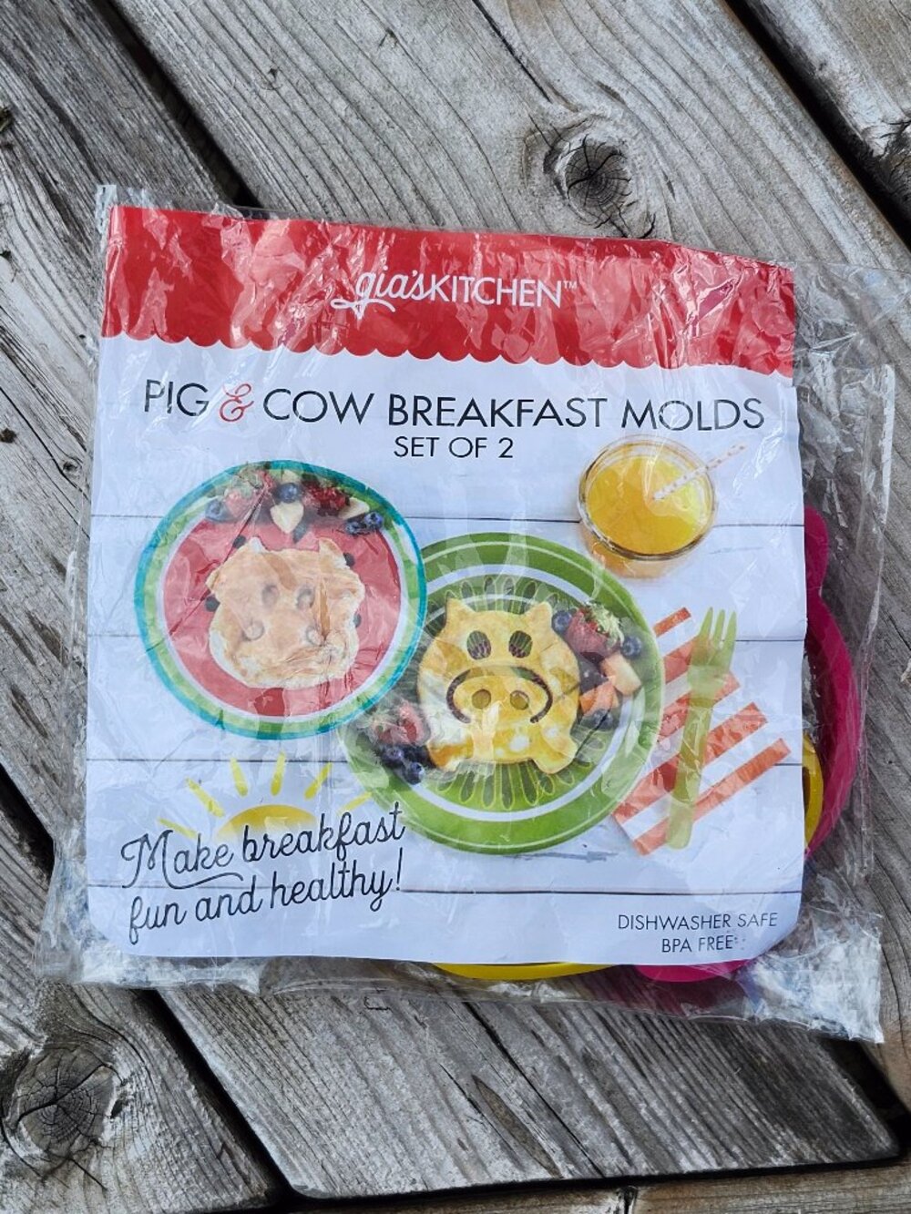 GIA'S Kitchen Cow and Pig Breakfast Molds Set of 2 BNIP
